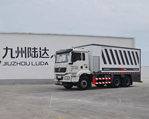 匠心制造：九州陸達牌粉料撒布車各地施工有口皆碑！